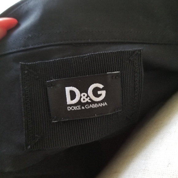 Fitted black button down - Picture 2 of 6